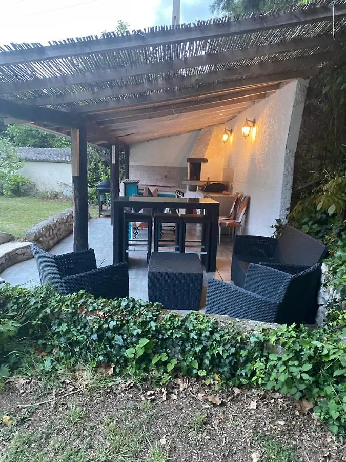 Holiday home Gite Clarimor Puygiron